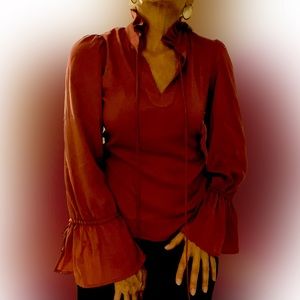 Banana republic, terracotta color elegant satin style boho blouse, size XS